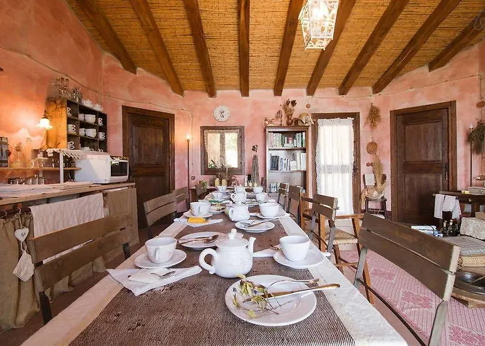 Essenza Sardegna Guest house 4*